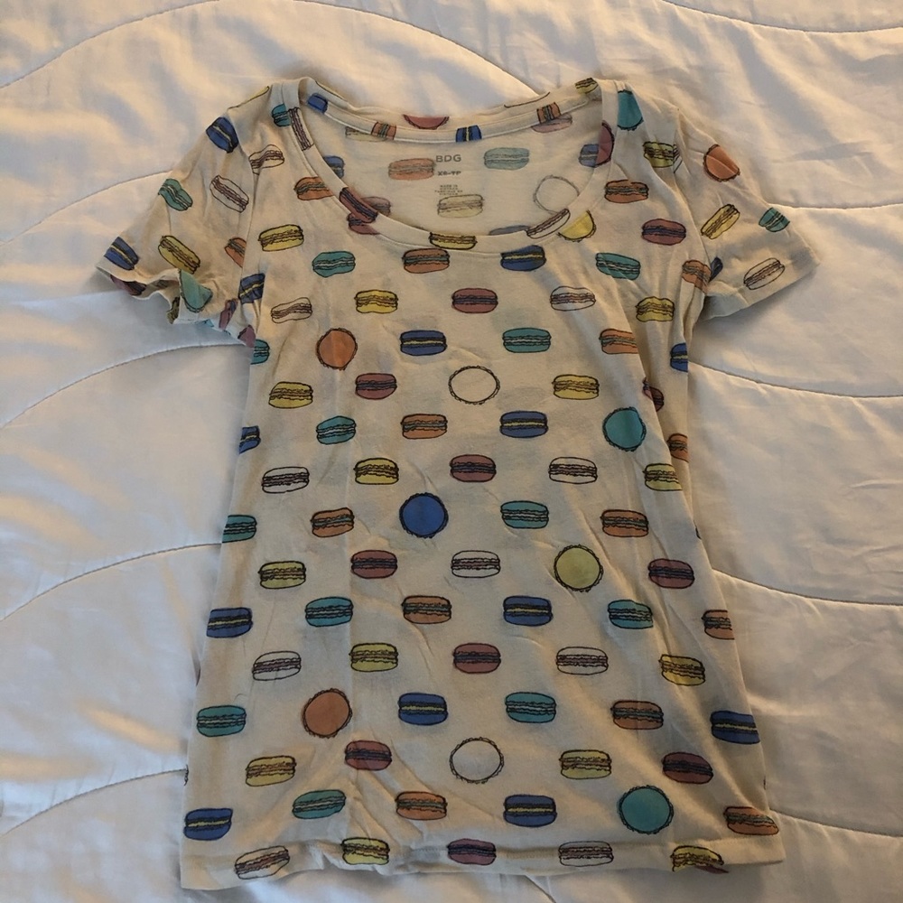 2 Urban Outfitters T shirts - Picture 3 of 4